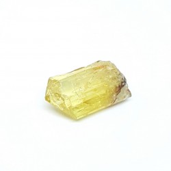 Pierre naturelle Apatite jaune proposé par Gaiance Mineraux