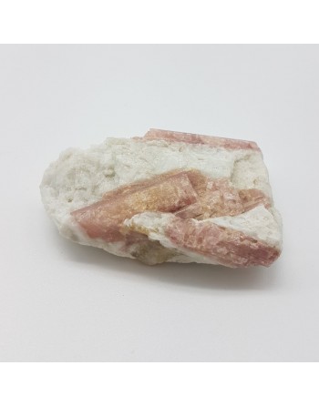 Rubellite, pierre brute naturelle proposée par Gaiance Minéraux