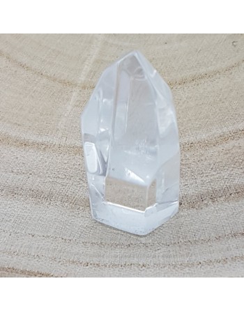 Cristal de roche pointe proposée par Gaiance Minéraux