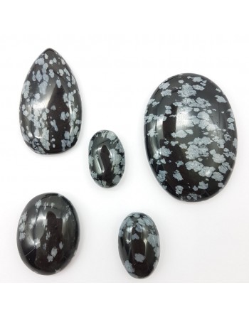Cabochon Obsidienne Neige proposé par Gaiance Minéraux