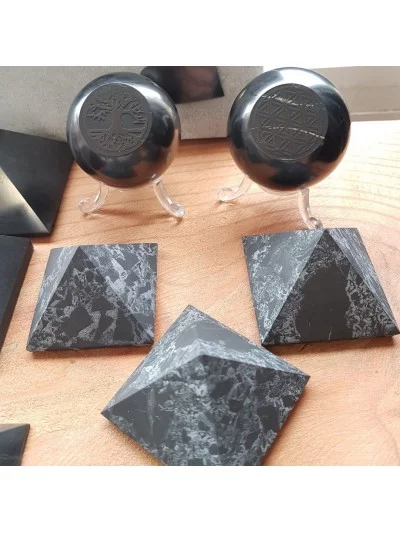 Sphère Arbre de Vie Shungite 5cm - Vertus et bienfaits - Gaiance Minéraux