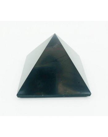 Pyramide Shungite 4cm proposée par Gaiance Minéraux