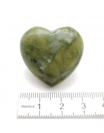 Cœur Jade Néphrite proposé par Gaiance Minéraux
