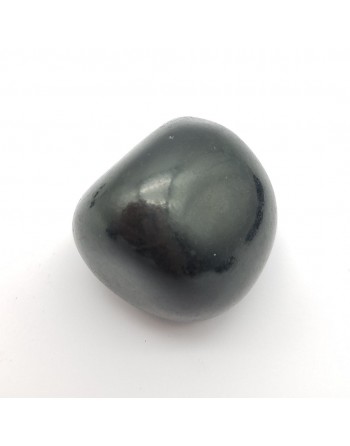 Shungite, pierre roulée proposée par Gaiance Minéraux