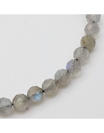 Collier perles naturelles facettées de 4mm en labradorite proposé par Gaiance Minéraux