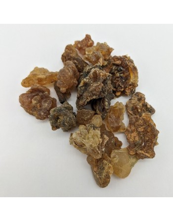 Encens en grains Myrrhe pour charbon  proposé par Gaiance Minéraux