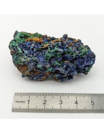 Azurite sous forme de cristaux bruts proposé par Gaiance Minéraux