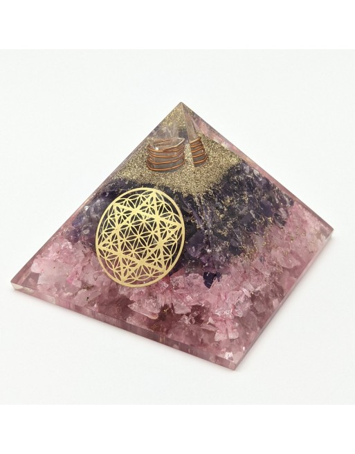 Pyramide orgointe métatron quartz rose proposée par Gaiance Minéraux